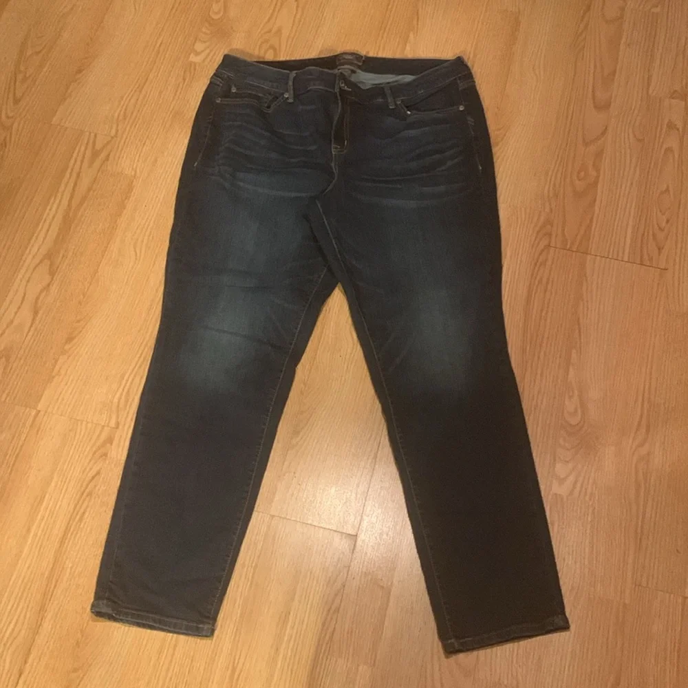 Torrid Boyfriend Straight Tall Jeans - Picture 2 of 7